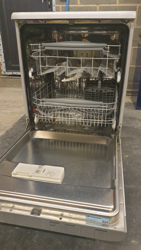 hotpoint ultima super silent dishwasher